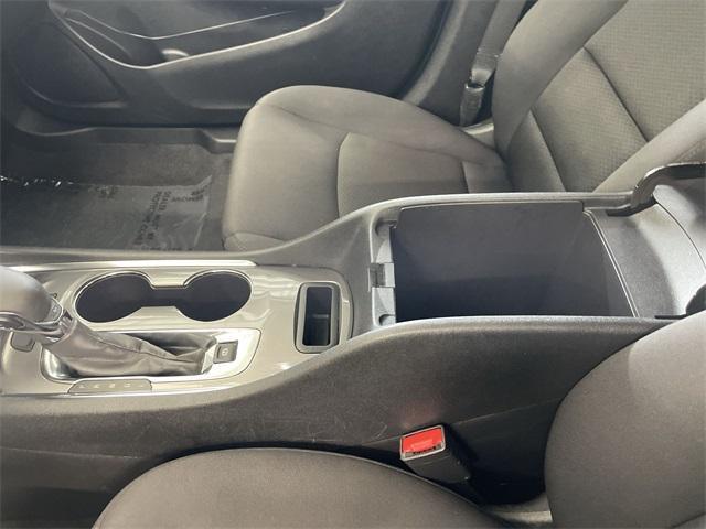 Photo of 2022 Silver Ice Metallic Chevrolet Malibu