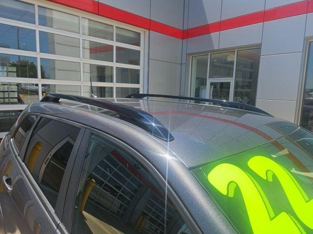 Photo of 2022 Granite Crystal Metallic Clearcoat Jeep Cherokee