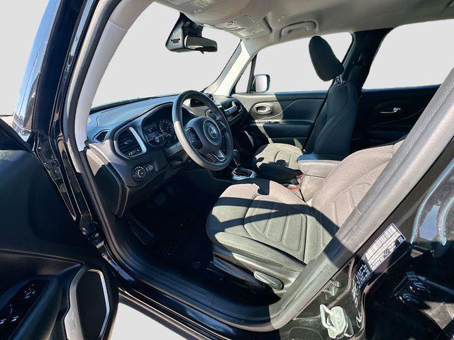 Photo of 2022 Black Clearcoat Jeep Renegade