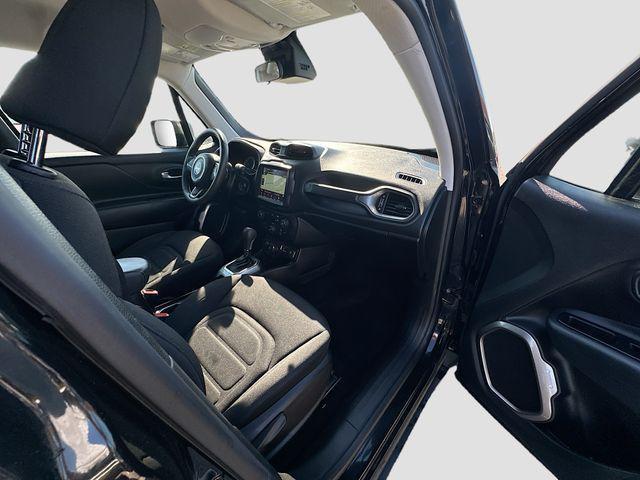 Photo of 2022 Black Clearcoat Jeep Renegade