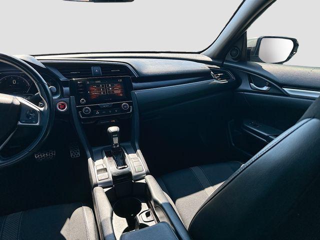 Photo of 2019 Lunar Silver Metallic Honda Civic