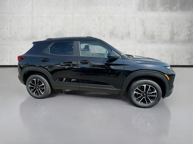 Photo of 2026 Mosaic Black Metallic Chevrolet Trailblazer