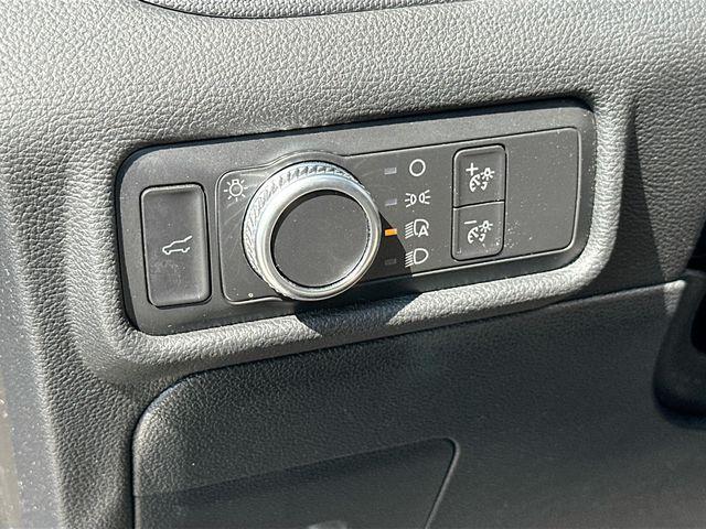 Photo of 2020 Black Metallic Ford Explorer