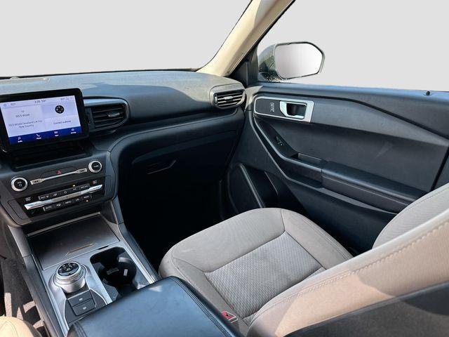 Photo of 2020 Black Metallic Ford Explorer