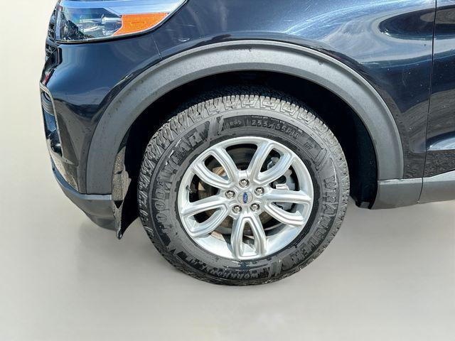 Photo of 2020 Black Metallic Ford Explorer