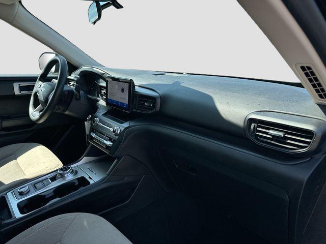 Photo of 2020 Black Metallic Ford Explorer