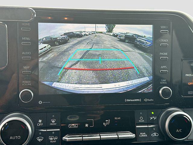 Photo of 2021 Gray Toyota Highlander