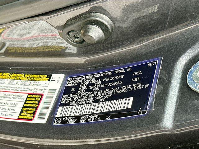 Photo of 2021 Gray Toyota Highlander
