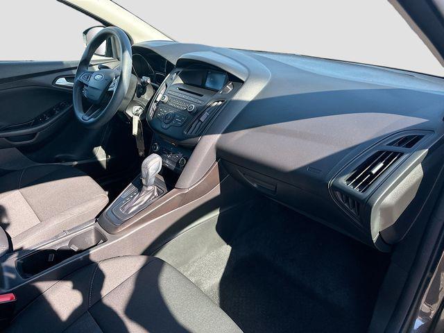 Photo of 2017 Magnetic Ford Focus