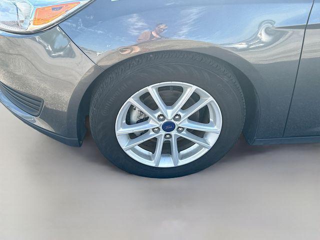 Photo of 2017 Magnetic Ford Focus