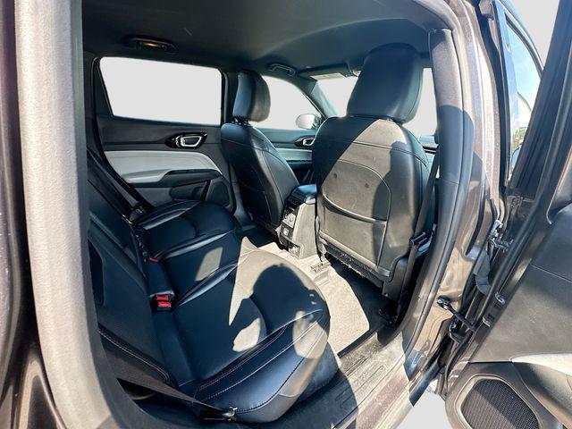Photo of 2023 Granite Crystal Metallic Clearcoat Jeep Compass