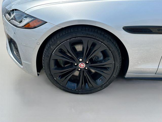 Photo of 2021 Silver Jaguar XF