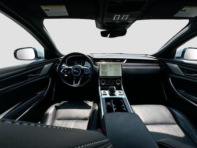 Photo of 2021 Silver Jaguar XF