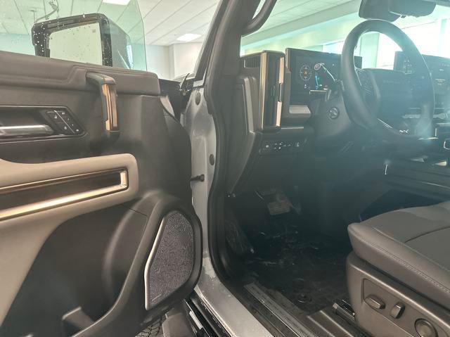 Photo of 2025 Meteorite Metallic (Grey) GMC HUMMER EV Pickup