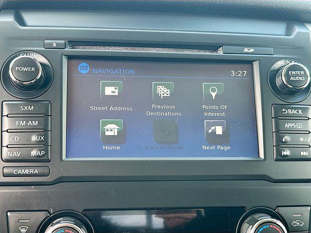 Photo of 2018 Deep Blue Pearl Nissan Titan