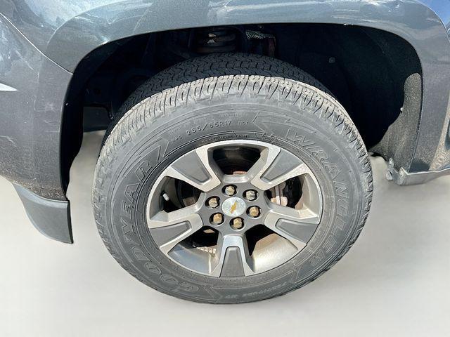 Photo of 2015 Cyber Gray Metallic Chevrolet Colorado