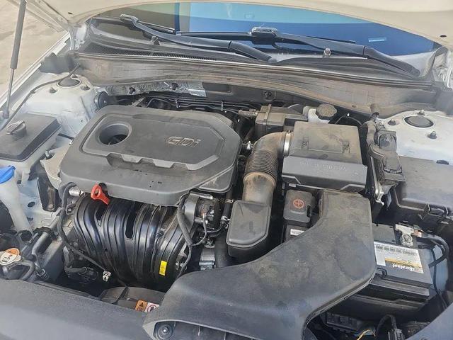Photo of 2018 Snow White Pearl Kia Optima