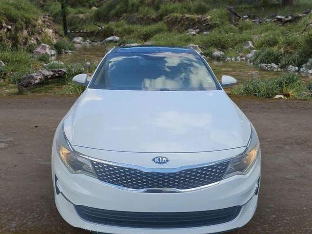 Photo of 2018 Snow White Pearl Kia Optima