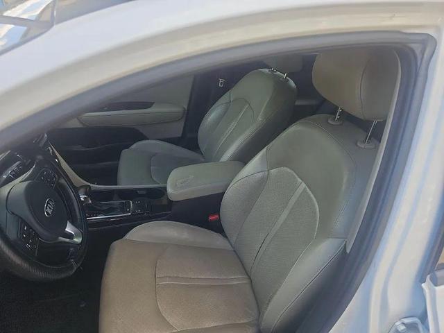 Photo of 2018 Snow White Pearl Kia Optima