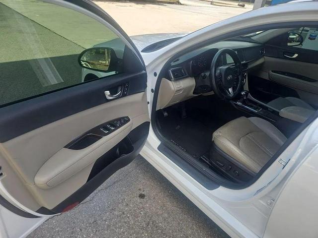 Photo of 2018 Snow White Pearl Kia Optima