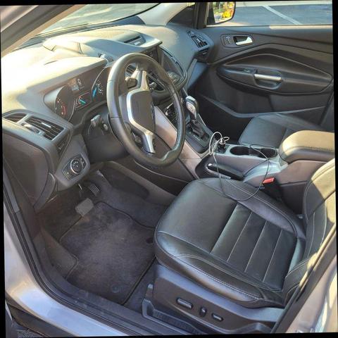 Photo of 2014 Grey Ford Escape