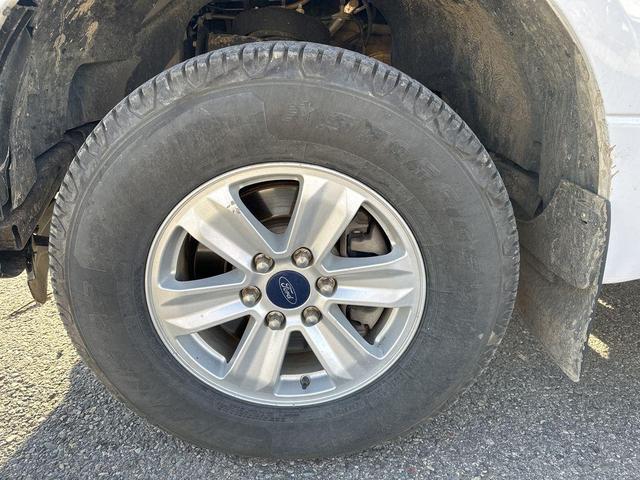Photo of 2016 Oxford White Ford F-150