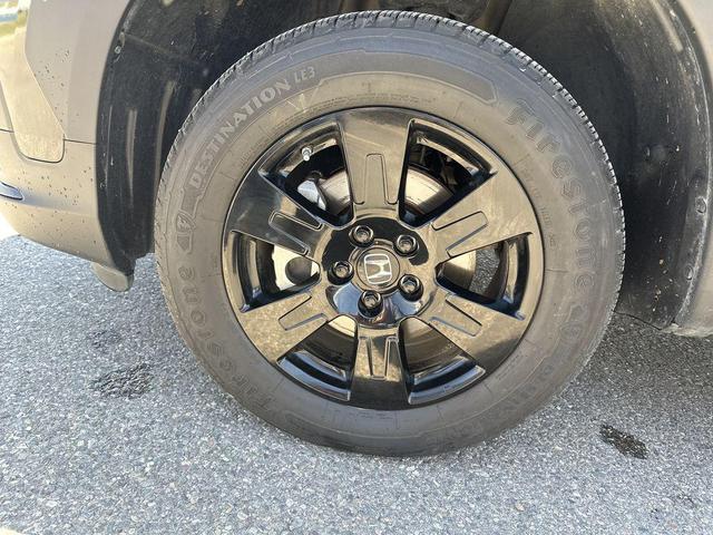 Photo of 2022 Crystal Black Pearl Honda Pilot