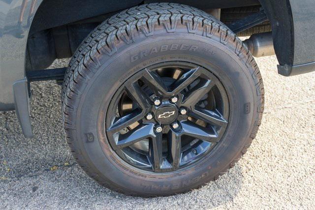 Photo of 2021 Shadow Gray Metallic Chevrolet Silverado 1500