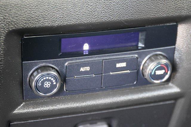 Photo of 2022 Summit White Chevrolet Traverse