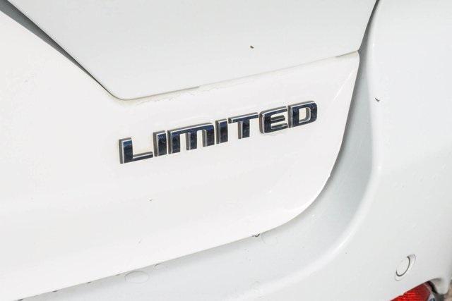 Photo of 2023 Bright White Clearcoat Jeep Grand Cherokee