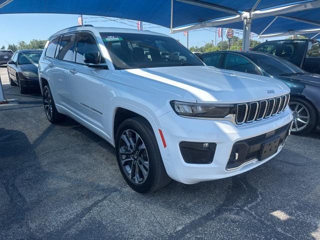 Photo of 2021 Bright White Clearcoat Jeep Grand Cherokee L