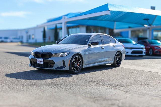 2023 BMW 330