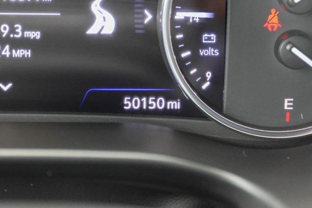 Photo of 2024 Summit White Buick Enclave