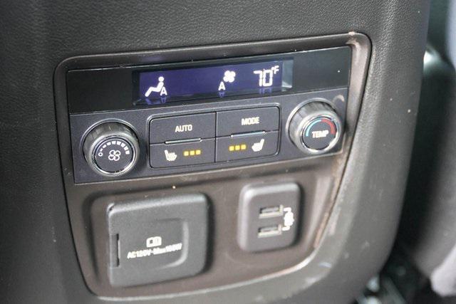 Photo of 2024 Summit White Buick Enclave