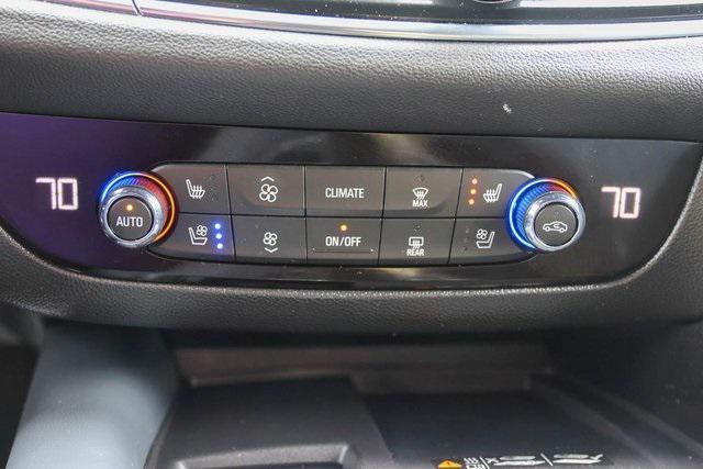 Photo of 2024 Summit White Buick Enclave