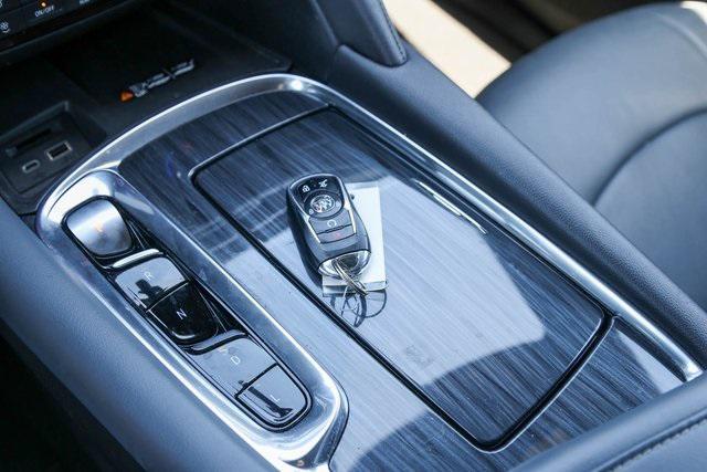 Photo of 2024 Summit White Buick Enclave