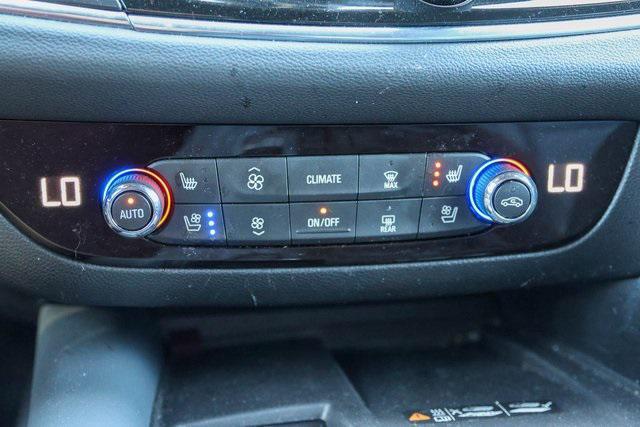 Photo of 2024 Summit White Buick Enclave