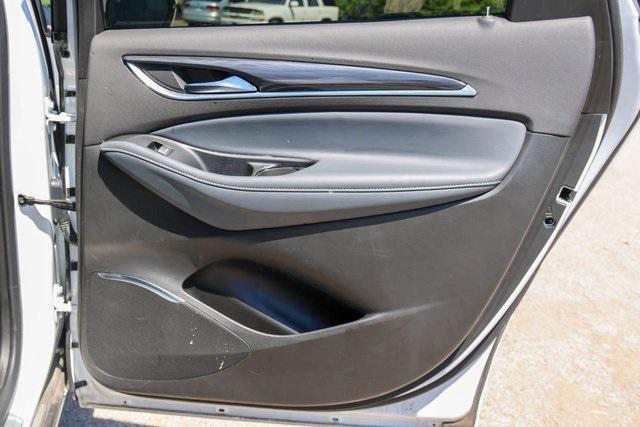 Photo of 2024 Summit White Buick Enclave