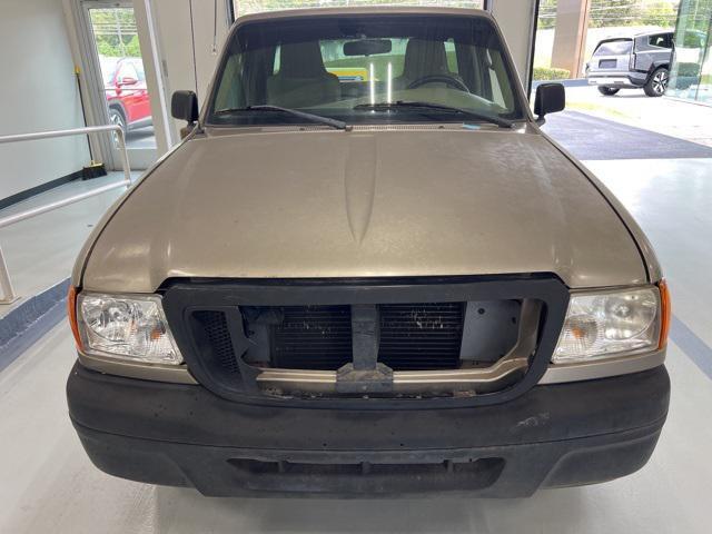 Photo of 2004 Arizona Beige Clearcoat Metallic Ford Ranger