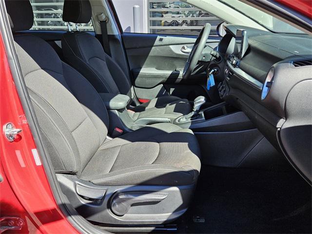 Photo of 2024 Currant Red Kia Forte