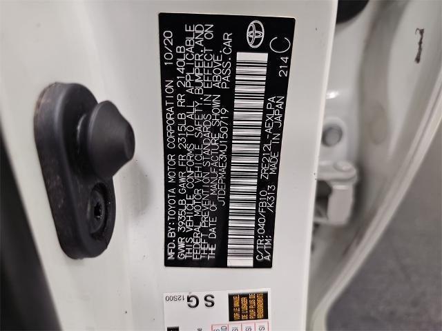 Photo of 2021 White Toyota Corolla