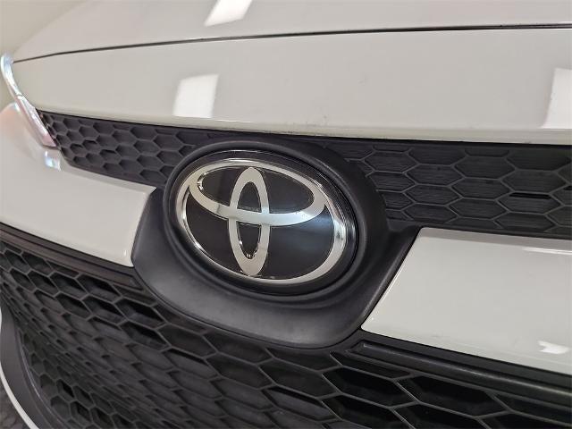 Photo of 2021 White Toyota Corolla