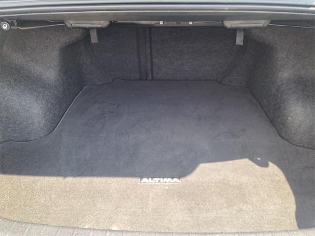 Photo of 2019 Blue Nissan Altima