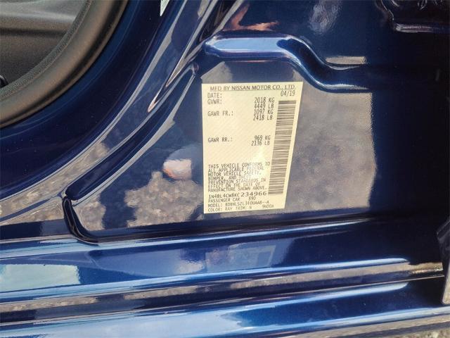 Photo of 2019 Blue Nissan Altima