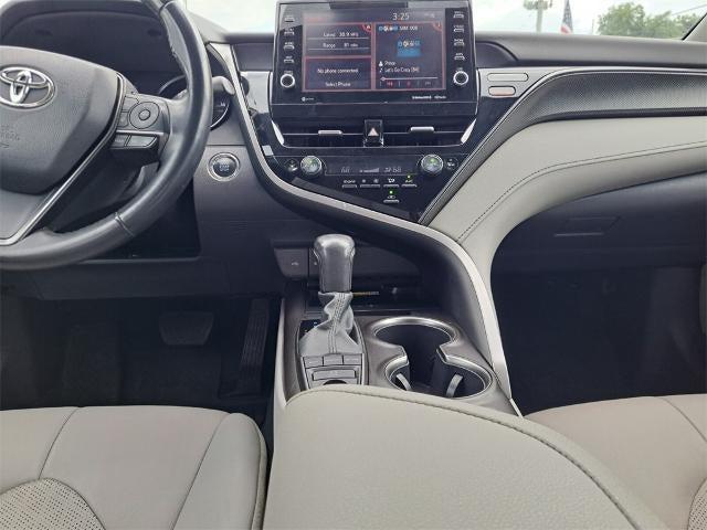 Photo of 2022 White Toyota Camry