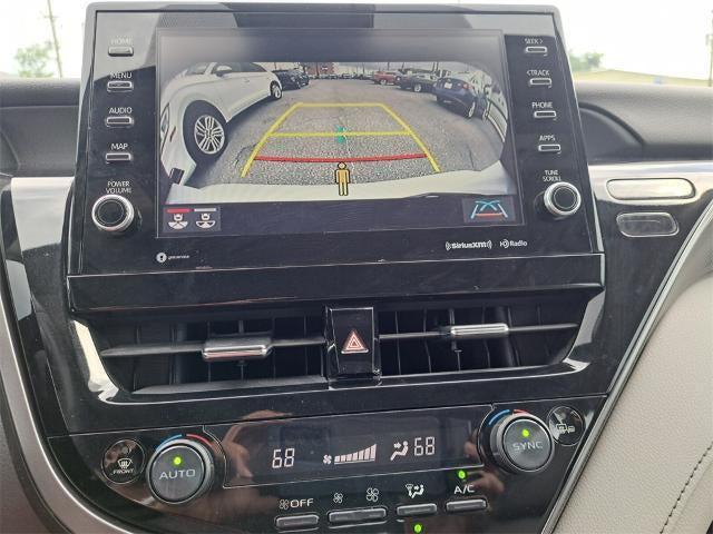 Photo of 2022 White Toyota Camry