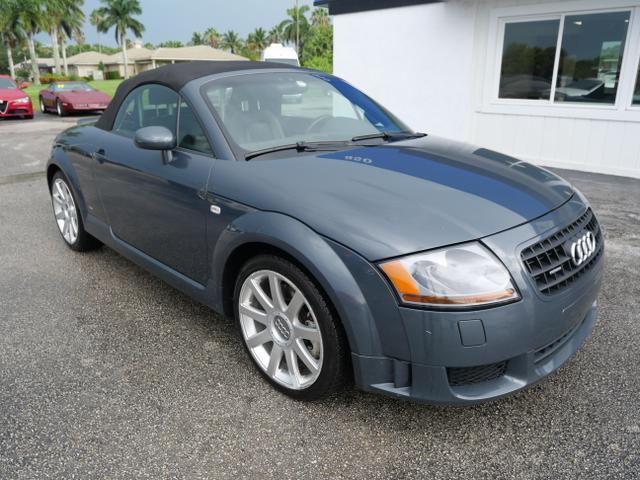 2004 Audi TT