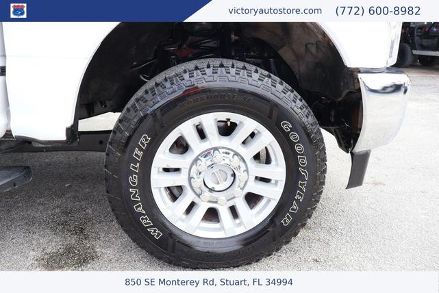 Photo of 2018 Oxford White Ford F-250