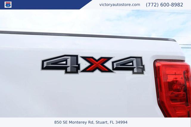 Photo of 2018 Oxford White Ford F-250