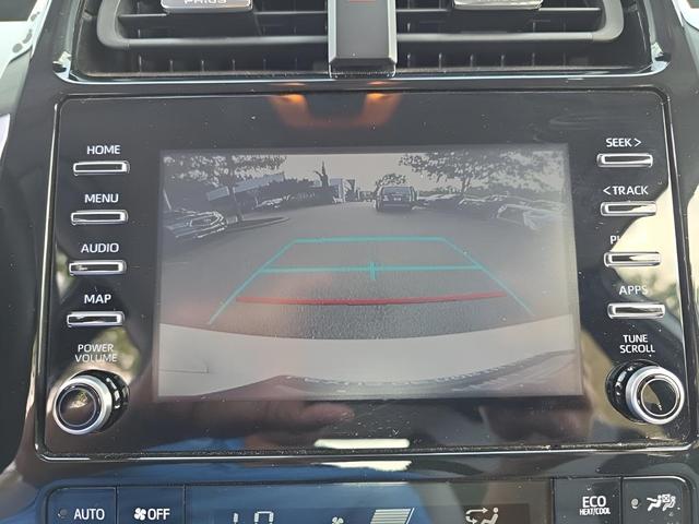 Photo of 2020 Blizzard Pearl Toyota Prius